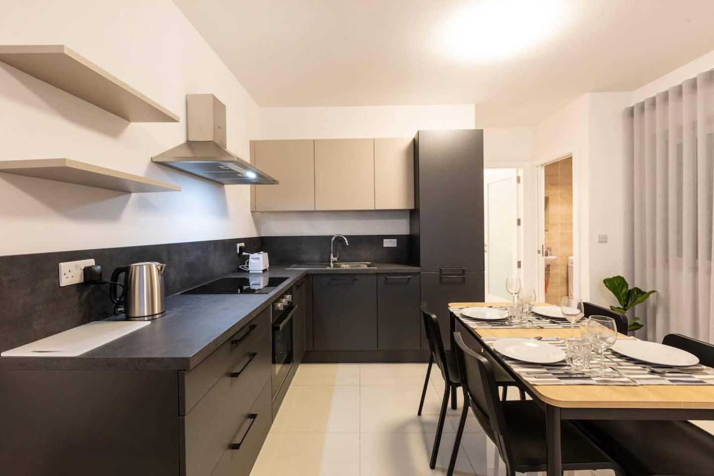 Beautiful Central Penthouse 1Br Ta Xbiex Extérieur photo